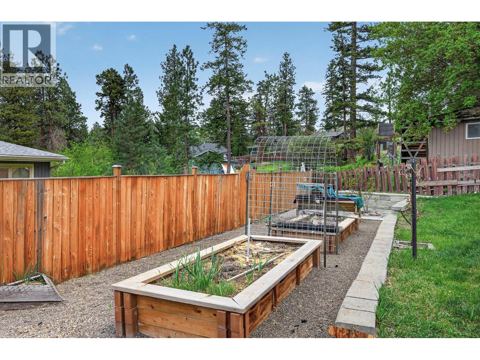 1052 Todd Road, Kamloops, British Columbia  V2C 5B2 - Photo 67 - 10385518
