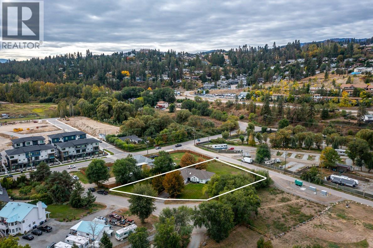 11530 Turtle Bay Court, Lake Country, British Columbia  V4V 1X9 - Photo 6 - 10385448