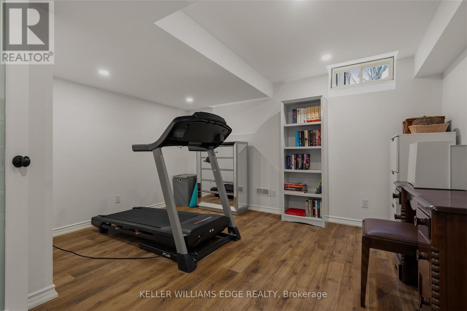20 - 5255 Lakeshore Road, Burlington, Ontario  L7L 5X6 - Photo 38 - W12796262