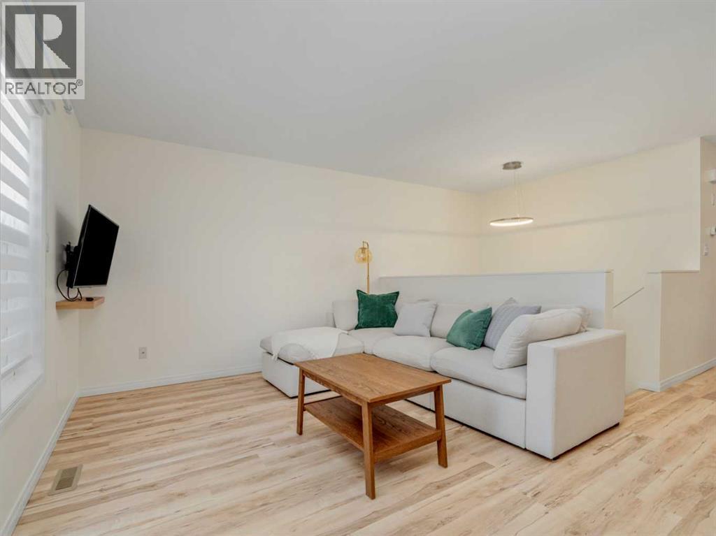 1, 16 Cougar Cove N, Lethbridge, Alberta  T1H 5V4 - Photo 10 - A2306499