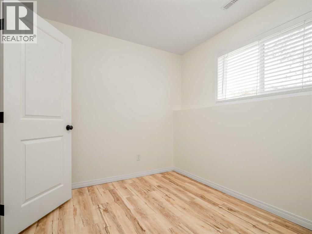 1, 16 Cougar Cove N, Lethbridge, Alberta  T1H 5V4 - Photo 26 - A2306499
