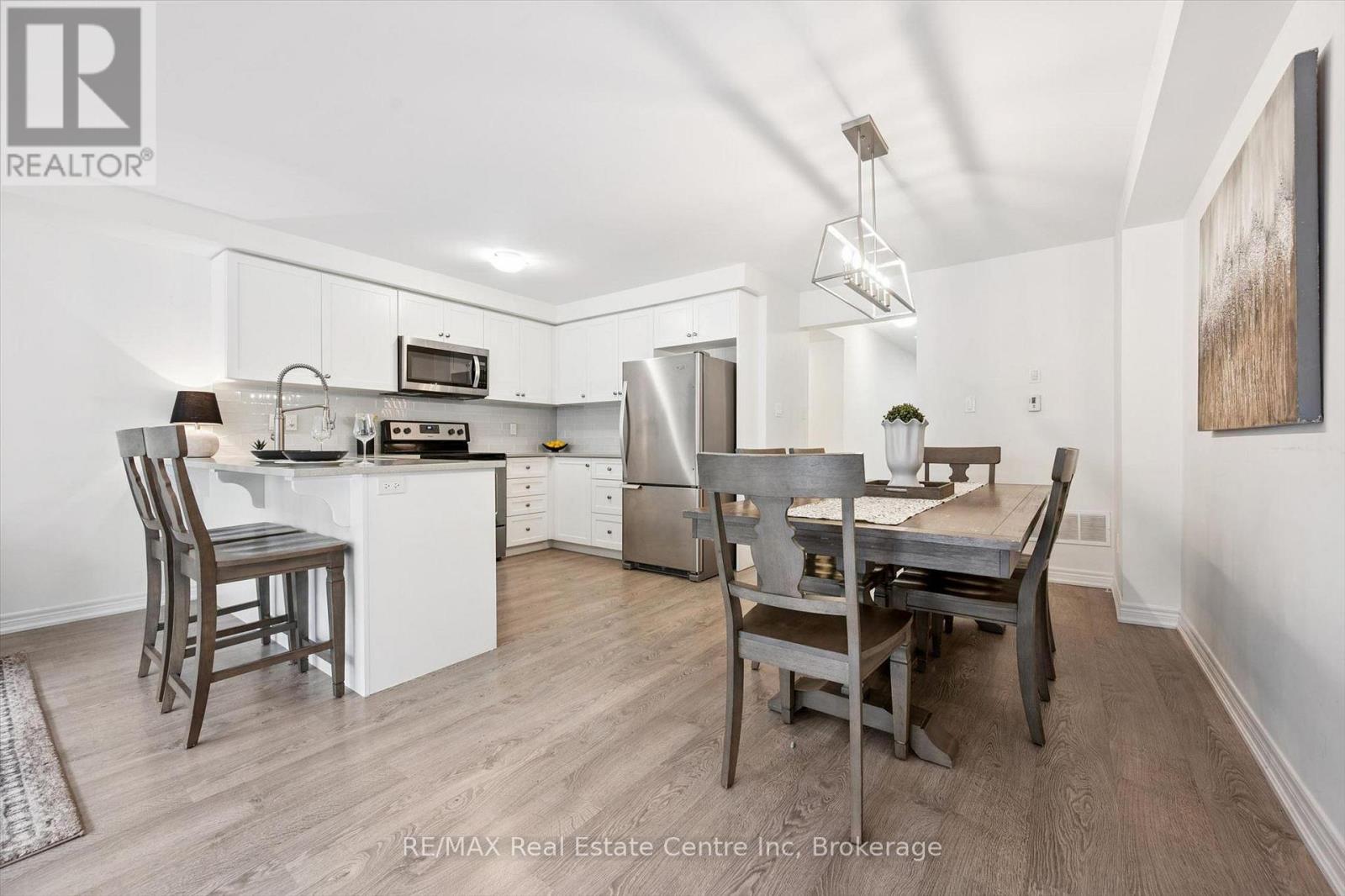 26 Skinner Drive, Guelph (Grange Road), Ontario  N1E 0P7 - Photo 2 - X13064944