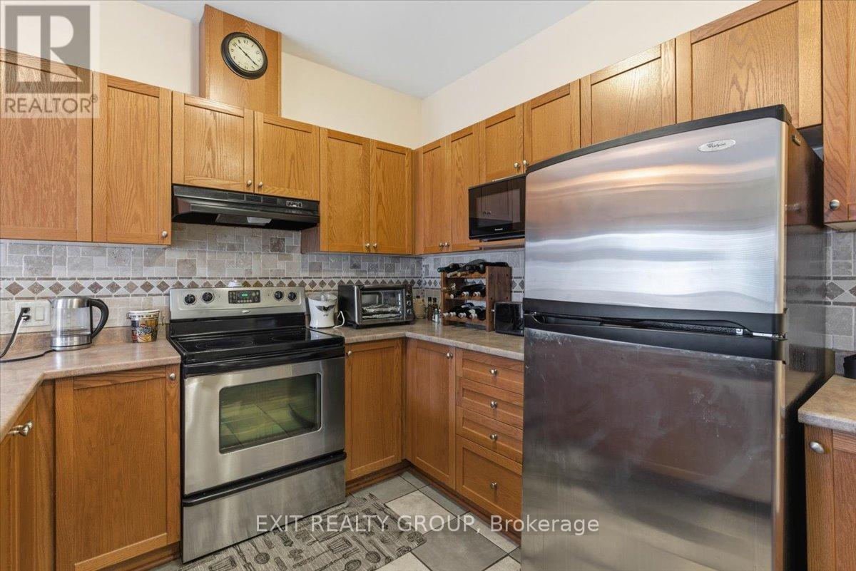 173 Kildare Avenue, Loyalist, Ontario  K7N 1Y6 - Photo 17 - X13065054