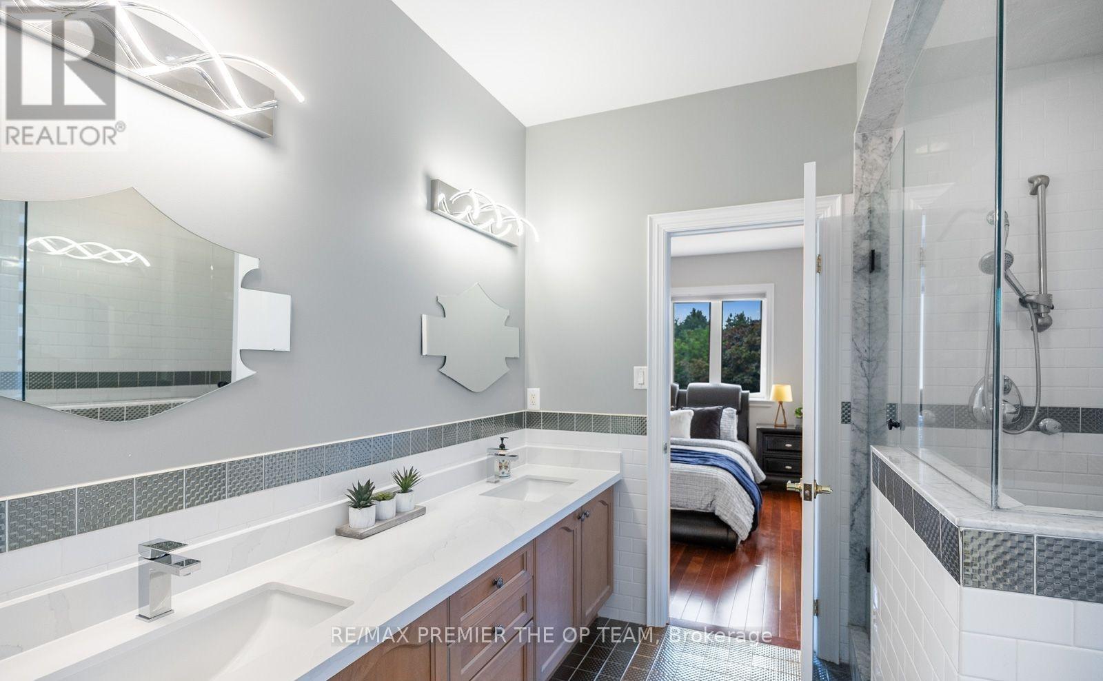 294 Sunset Beach Road, Richmond Hill, Ontario  L4E 3H2 - Photo 25 - N13063972