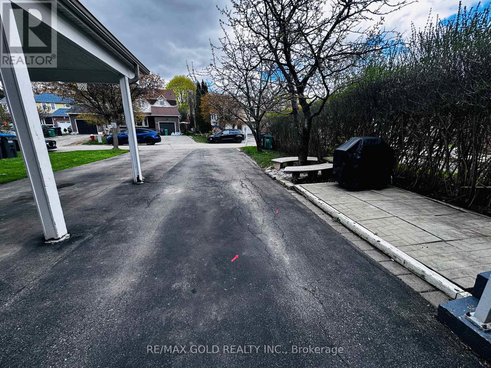 18 Peterson Court, Brampton, Ontario  L6Z 1K6 - Photo 32 - W12740648