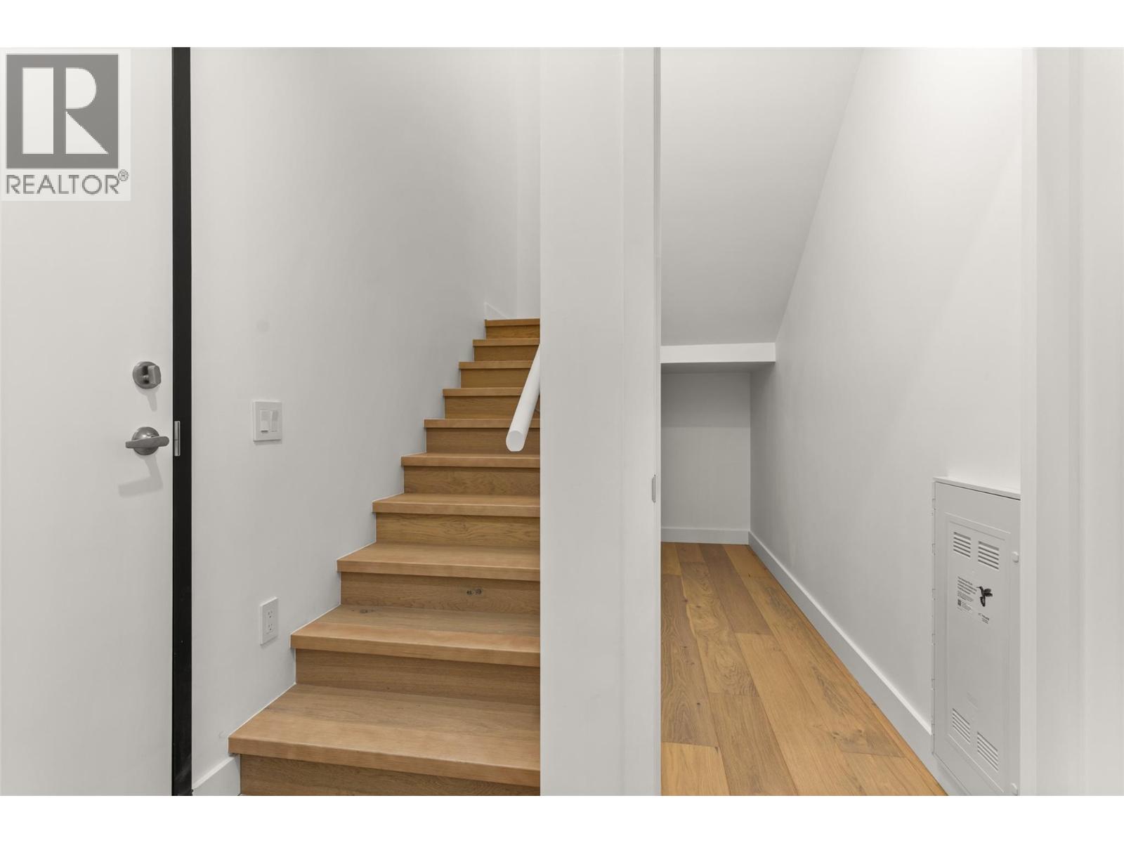 1702 Coursier Avenue Unit# 1104, Revelstoke, British Columbia  V0E 2S1 - Photo 10 - 10385006