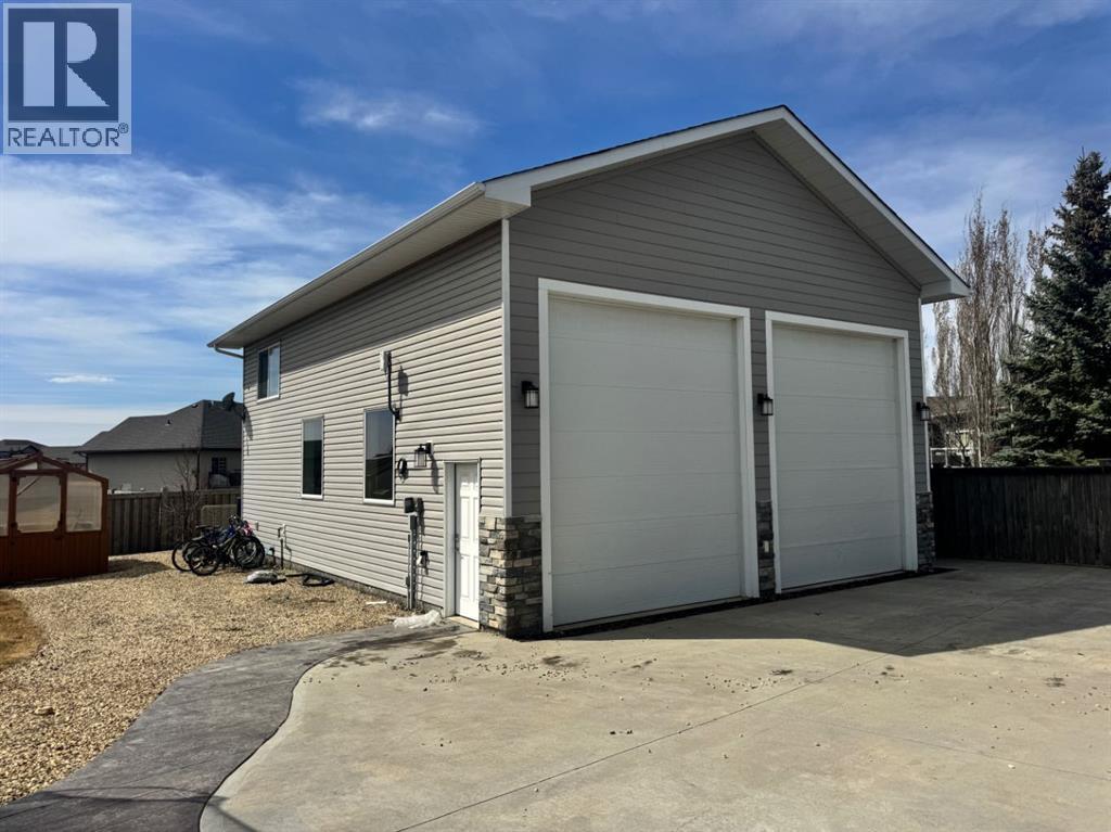 16006 105 Street, Rural Grande Prairie No. 1, Alberta  T8V 0P1 - Photo 3 - A2292125