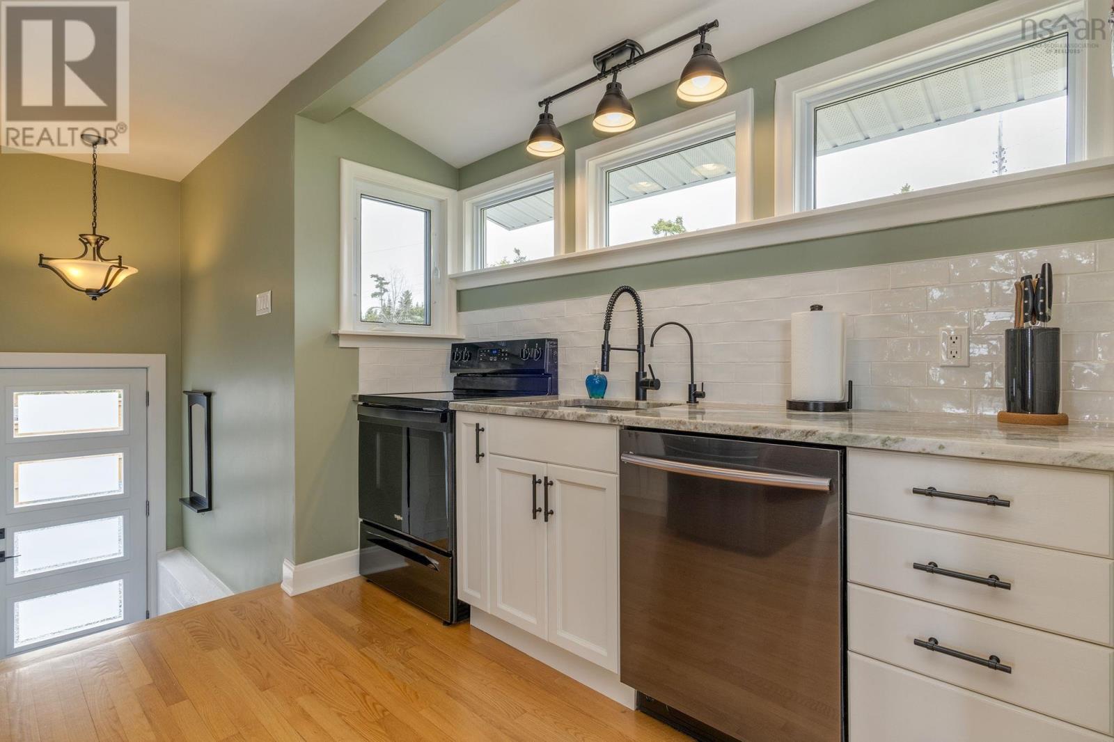 2450 Crowell Road, East Lawrencetown, Nova Scotia  B2Z 1P5 - Photo 11 - 202609194