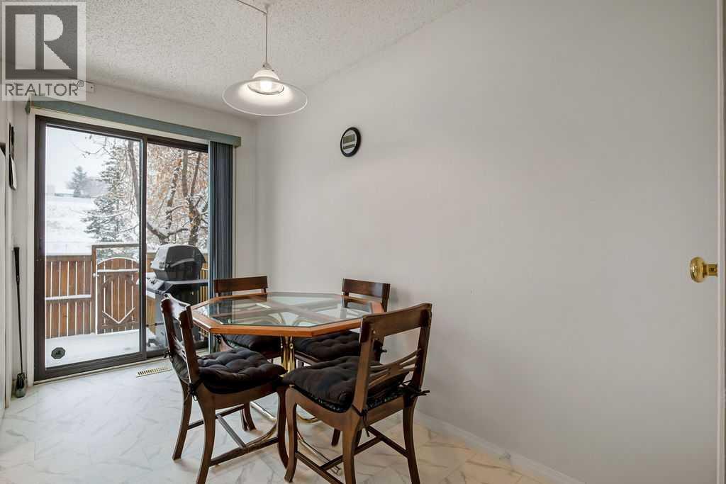 111 Deerfield Drive Se, Calgary, Alberta  T2J 6T9 - Photo 12 - A2292660