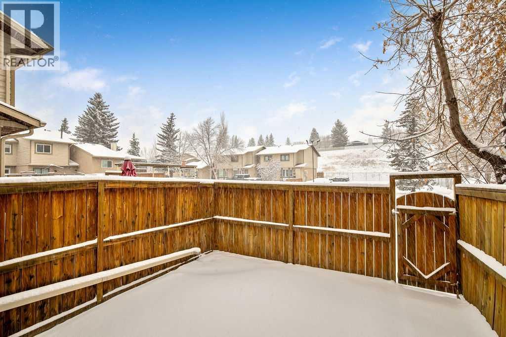 111 Deerfield Drive Se, Calgary, Alberta  T2J 6T9 - Photo 23 - A2292660