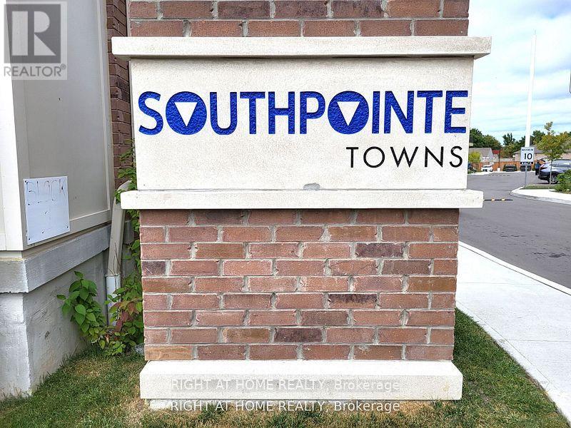 7 - 490 BERESFORD PATH, Oshawa, Ontario