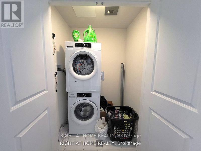 7 - 490 Beresford Path, Oshawa, Ontario  L1H 3E1 - Photo 8 - E12884584