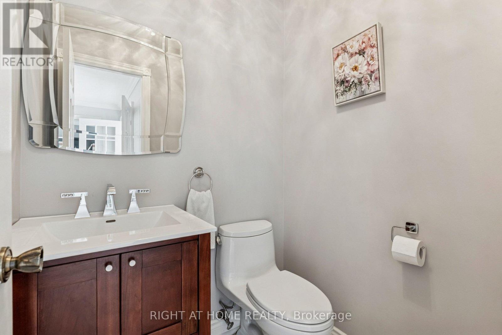 10 Claudia Avenue, Vaughan, Ontario  L4L 6S1 - Photo 18 - N12842528