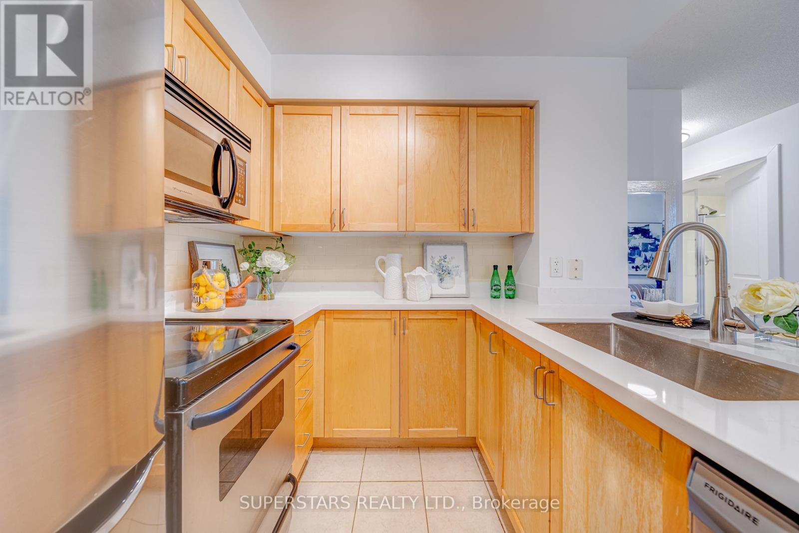 506 - 50 Lynn Williams Street, Toronto, Ontario  M6K 3R9 - Photo 5 - C13065092