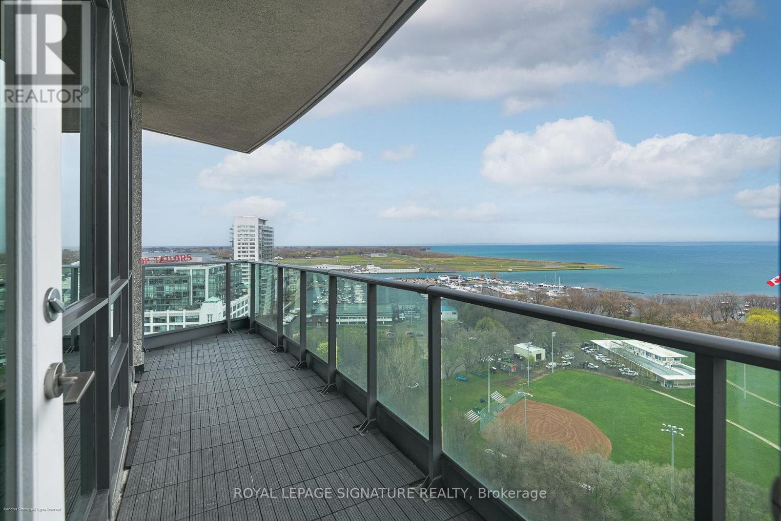 2104 - 215 Fort York Boulevard, Toronto, Ontario  M5V 4A2 - Photo 16 - C13065152
