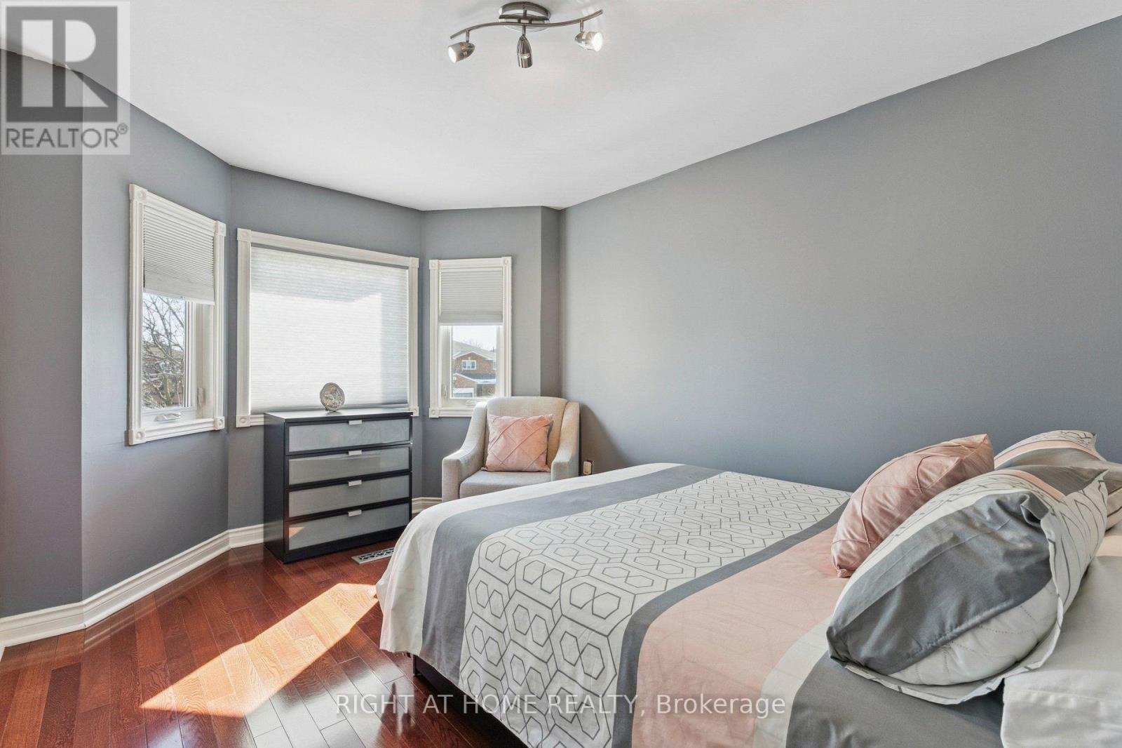 10 Claudia Avenue, Vaughan, Ontario  L4L 6S1 - Photo 28 - N12842528