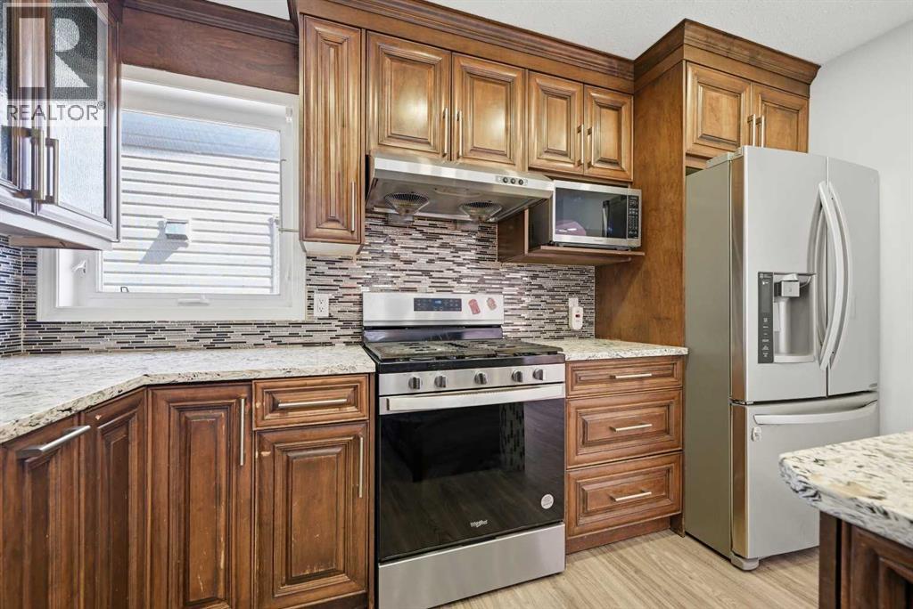 256 Saddlecrest Boulevard Ne, Calgary, Alberta  T3J 5L6 - Photo 12 - A2306148