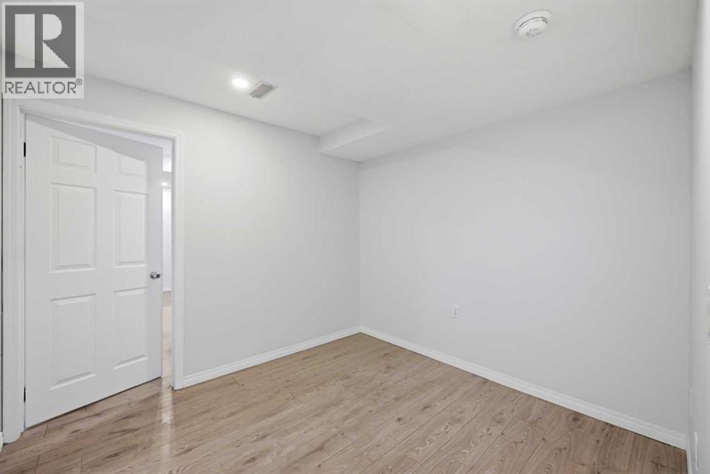 256 Saddlecrest Boulevard Ne, Calgary, Alberta  T3J 5L6 - Photo 38 - A2306148