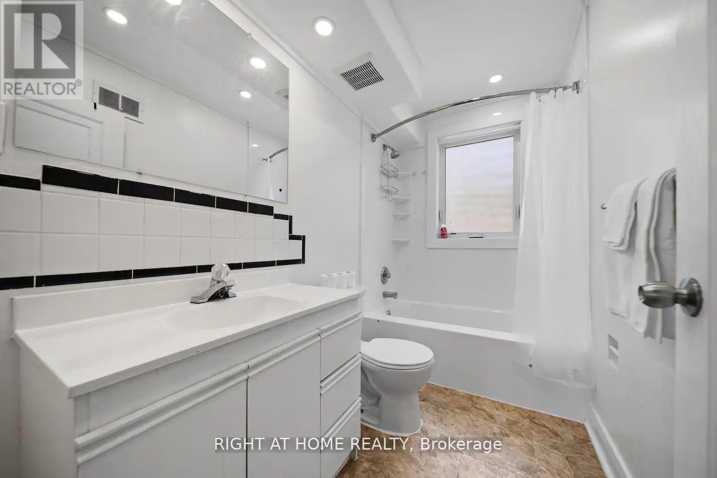 Main Floor - 21 Thomson Street, Barrie, Ontario  L4N 1X4 - Photo 12 - S12858990