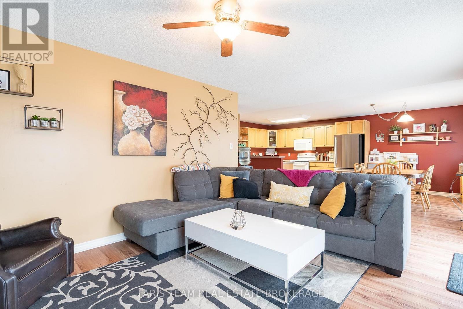 45 Hawkins Drive, Barrie, Ontario  L4N 0A7 - Photo 13 - S12975518