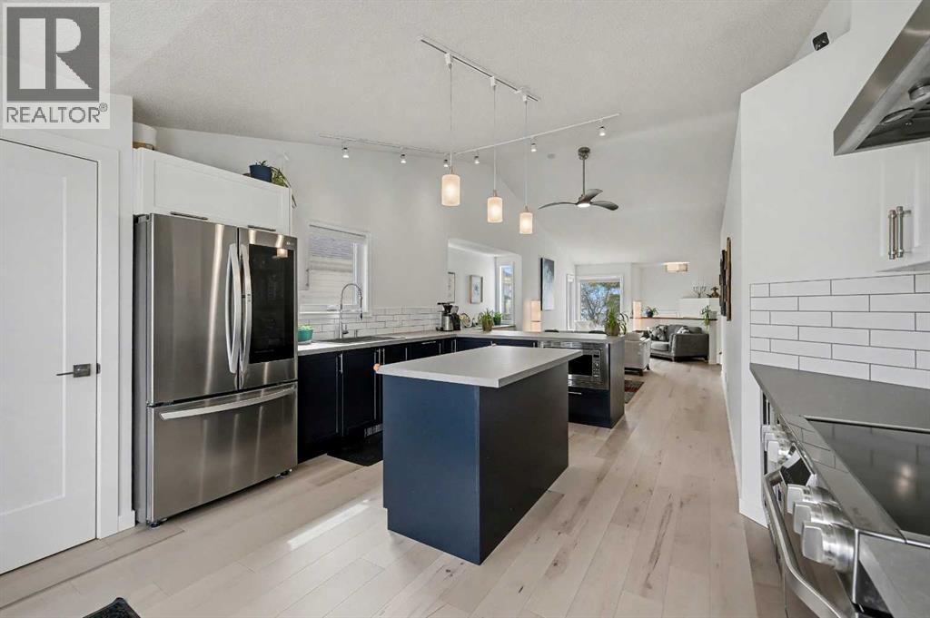 81 Citadel Gardens Nw, Calgary, Alberta  T3G 3X6 - Photo 11 - A2306216