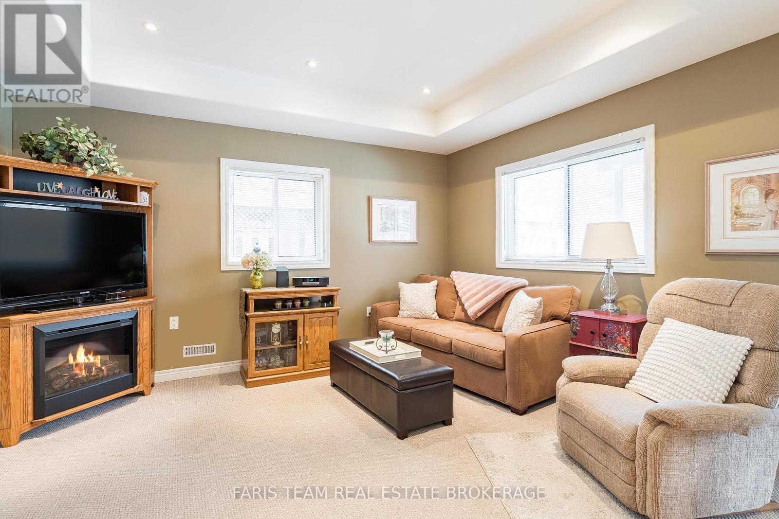 45 Hawkins Drive, Barrie, Ontario  L4N 0A7 - Photo 30 - S12975518