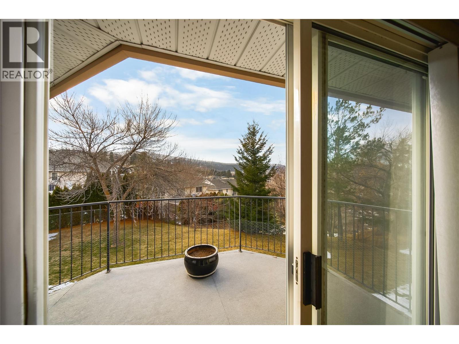 1750 Mckinley Court Unit# 4, Kamloops, British Columbia  V2E 2N5 - Photo 13 - 10385459