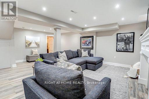 4021 Sasha Court, Mississauga, Ontario  L4W 3K9 - Photo 25 - W12713796