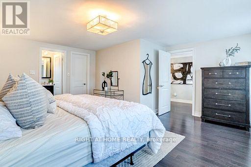 4021 Sasha Court, Mississauga, Ontario  L4W 3K9 - Photo 14 - W12713796
