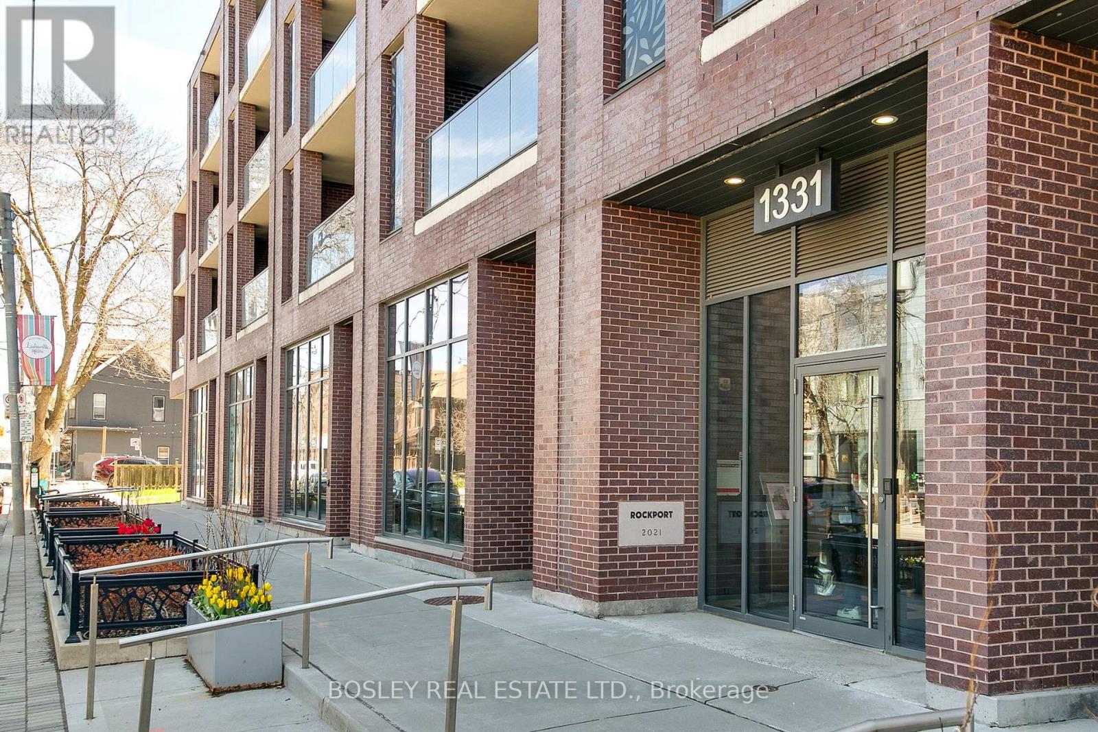 709 - 1331 Queen Street E, Toronto, Ontario  M3B 0A1 - Photo 2 - E13064978