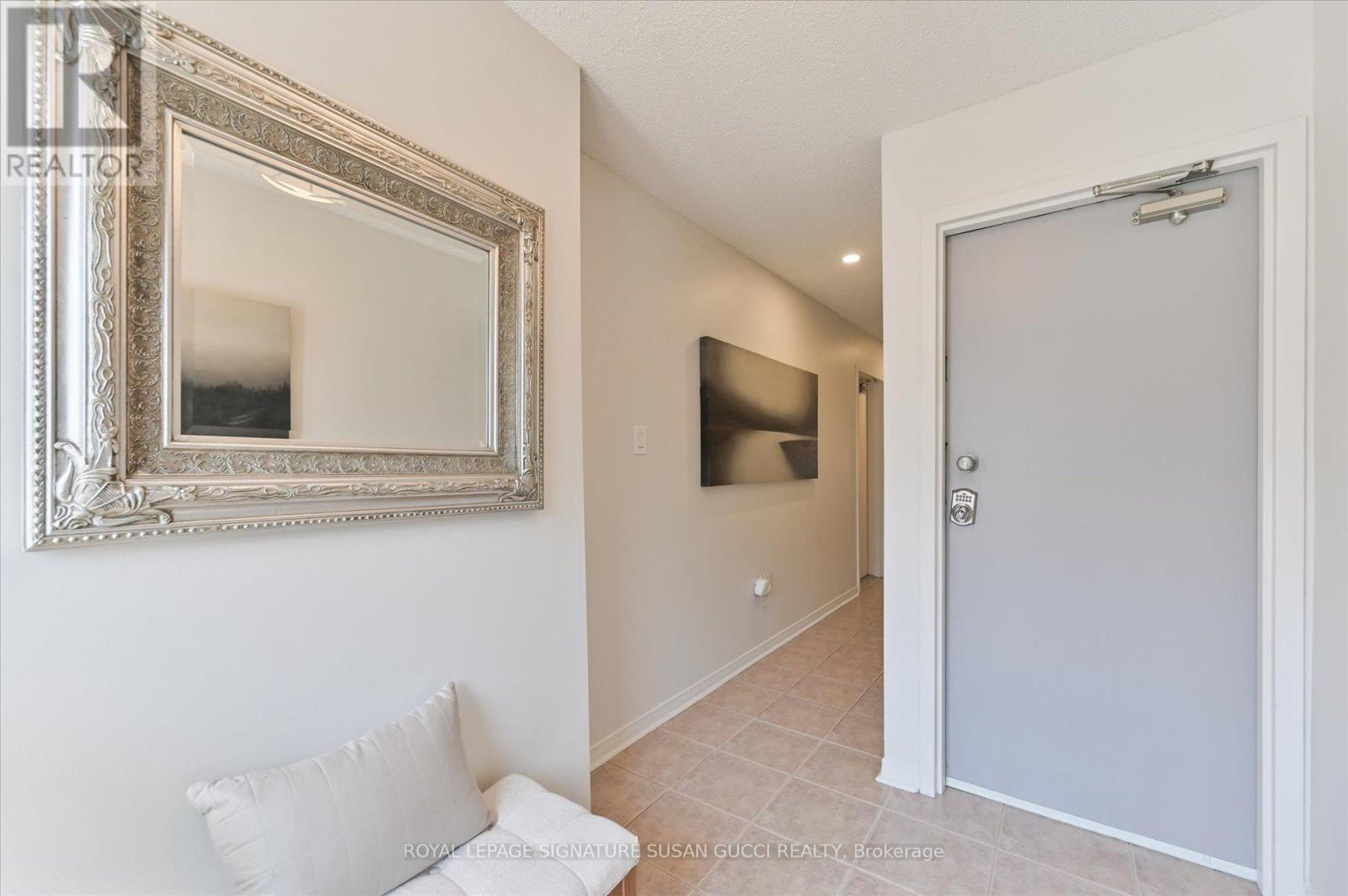4 Blair Street, Toronto, Ontario  M4B 3N6 - Photo 25 - E13065058