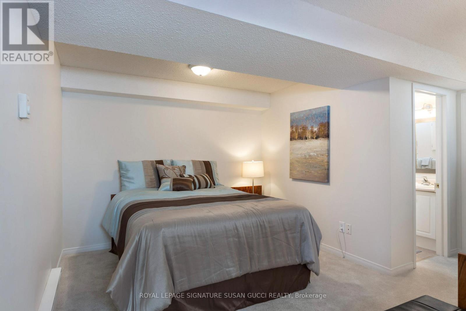 4 Blair Street, Toronto, Ontario  M4B 3N6 - Photo 29 - E13065058