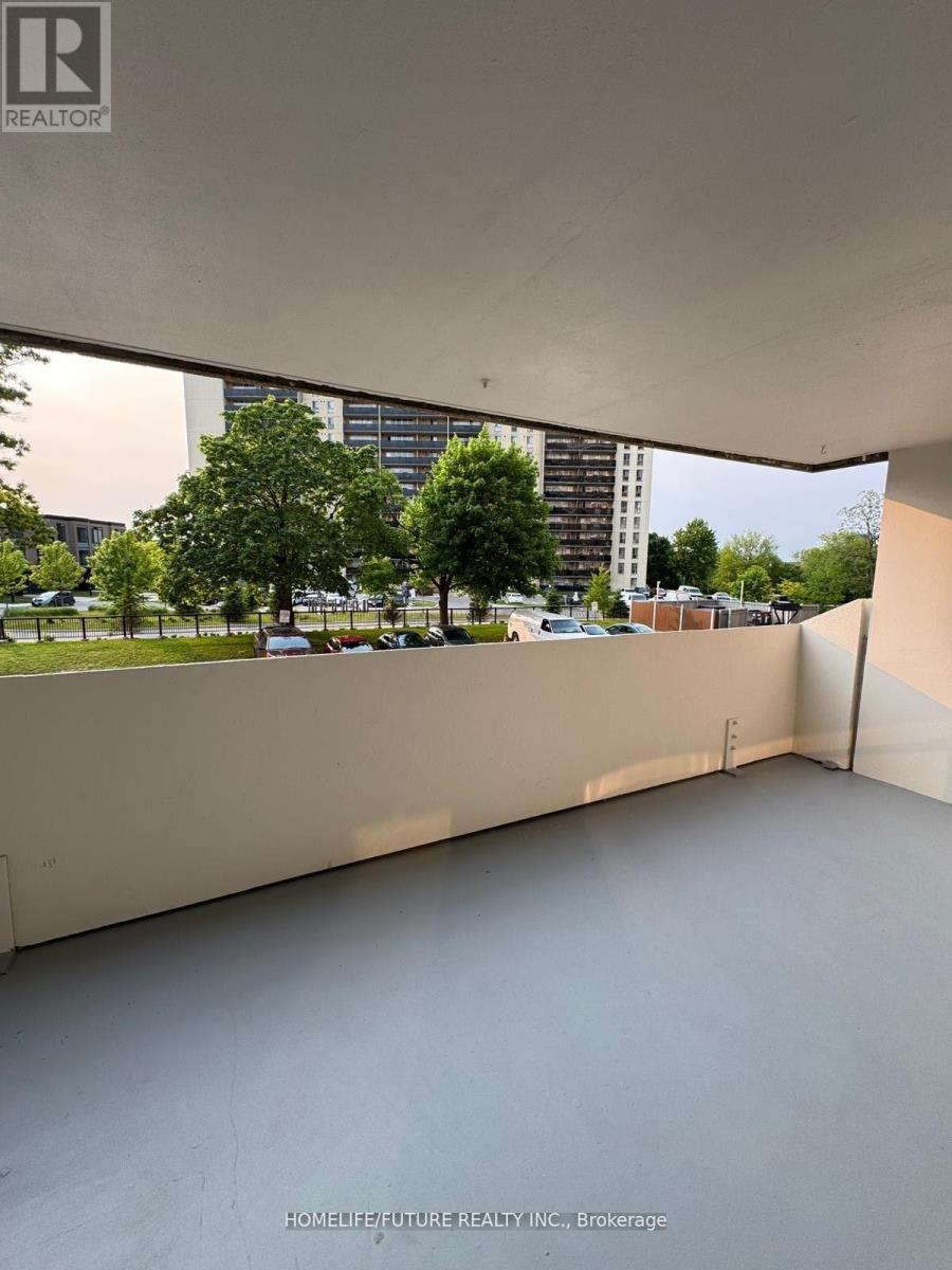 210 - 120 Dundalk Drive, Toronto, Ontario  M1P 4V9 - Photo 11 - E13065108