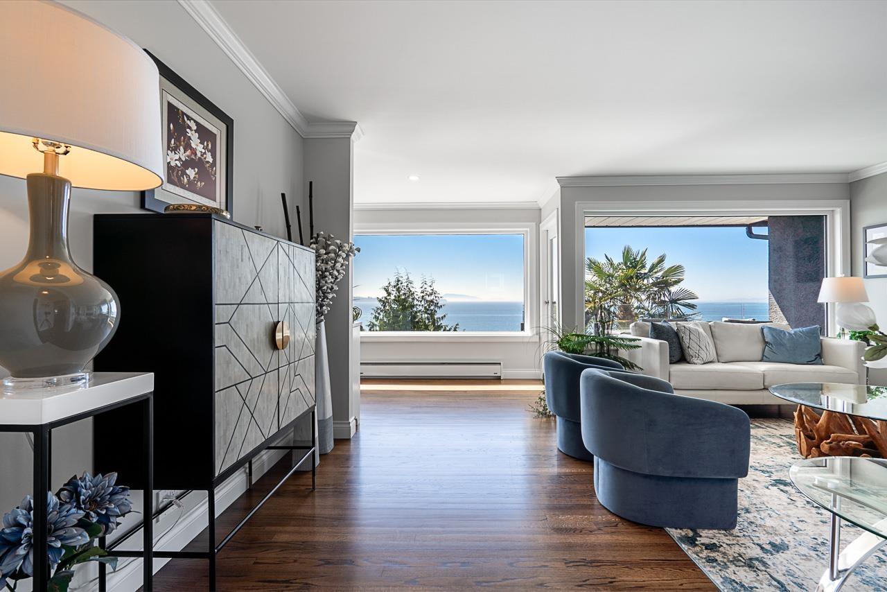 14535 Sunset Drive, White Rock, British Columbia  V4B 2V7 - Photo 4 - R3117949