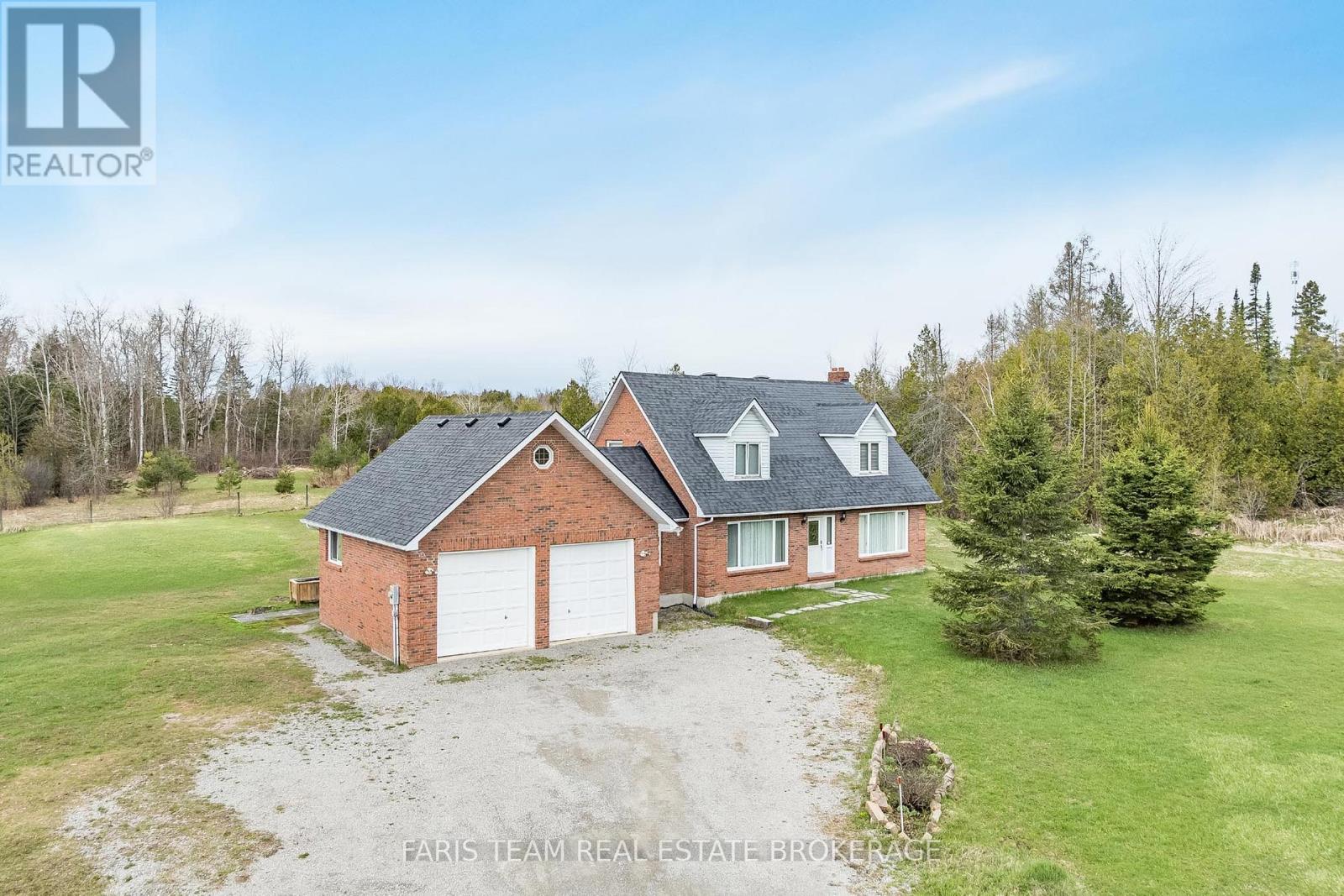 2104 NEWTON STREET, Tay, Ontario