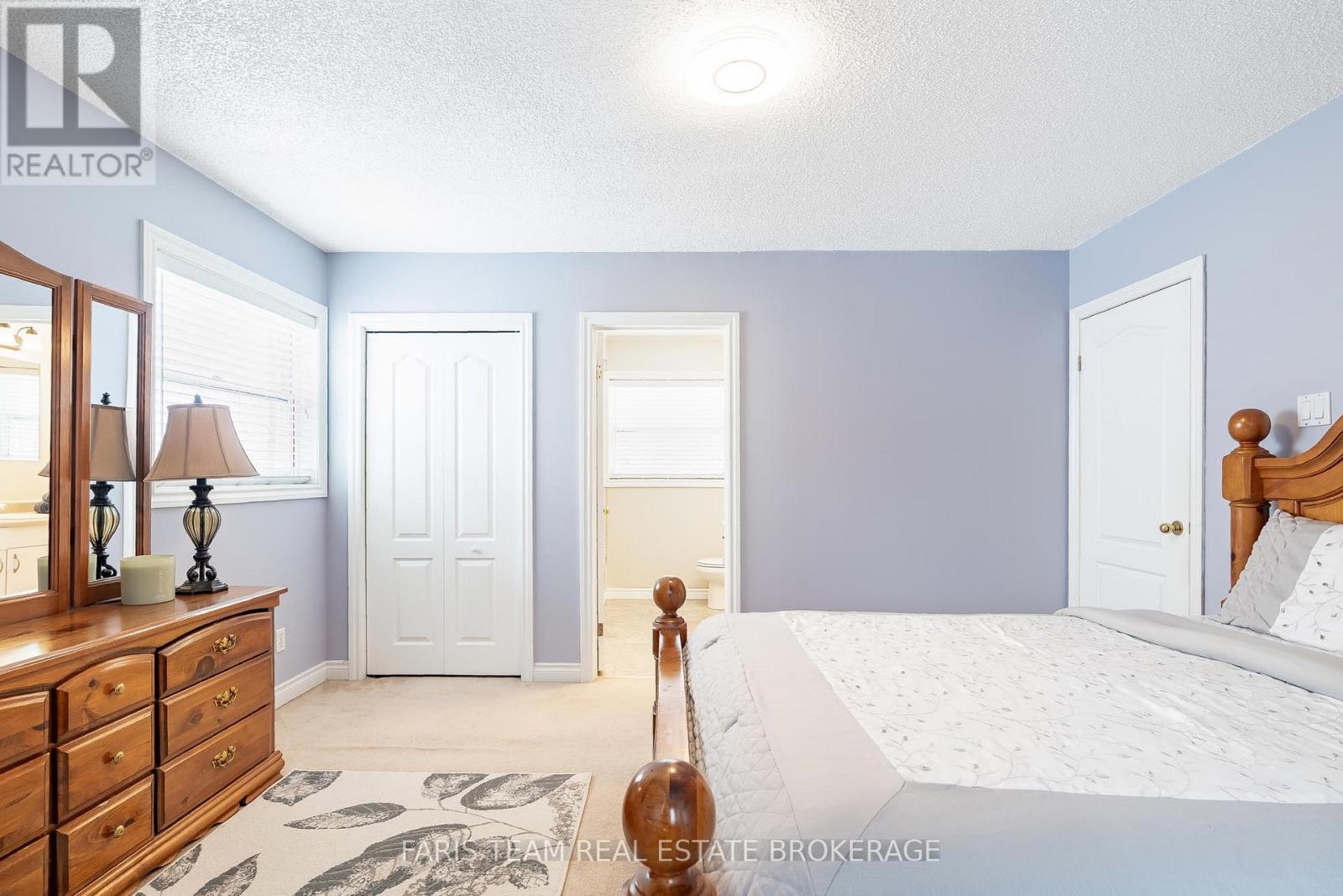 2104 Newton Street, Tay, Ontario  L0K 2A0 - Photo 24 - S12990496