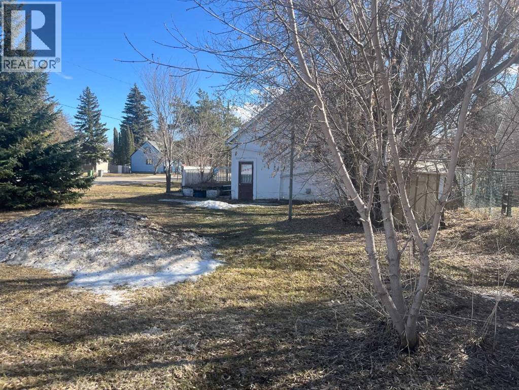 5402 50 Street, Lloydminster, Alberta  T9V 0M9 - Photo 14 - A2271032