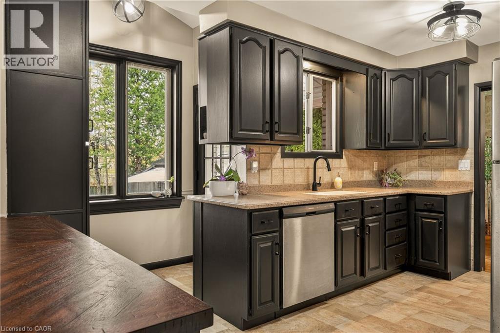 5119 Cherryhill Crescent, Burlington, Ontario  L7L 4B8 - Photo 9 - 40824410