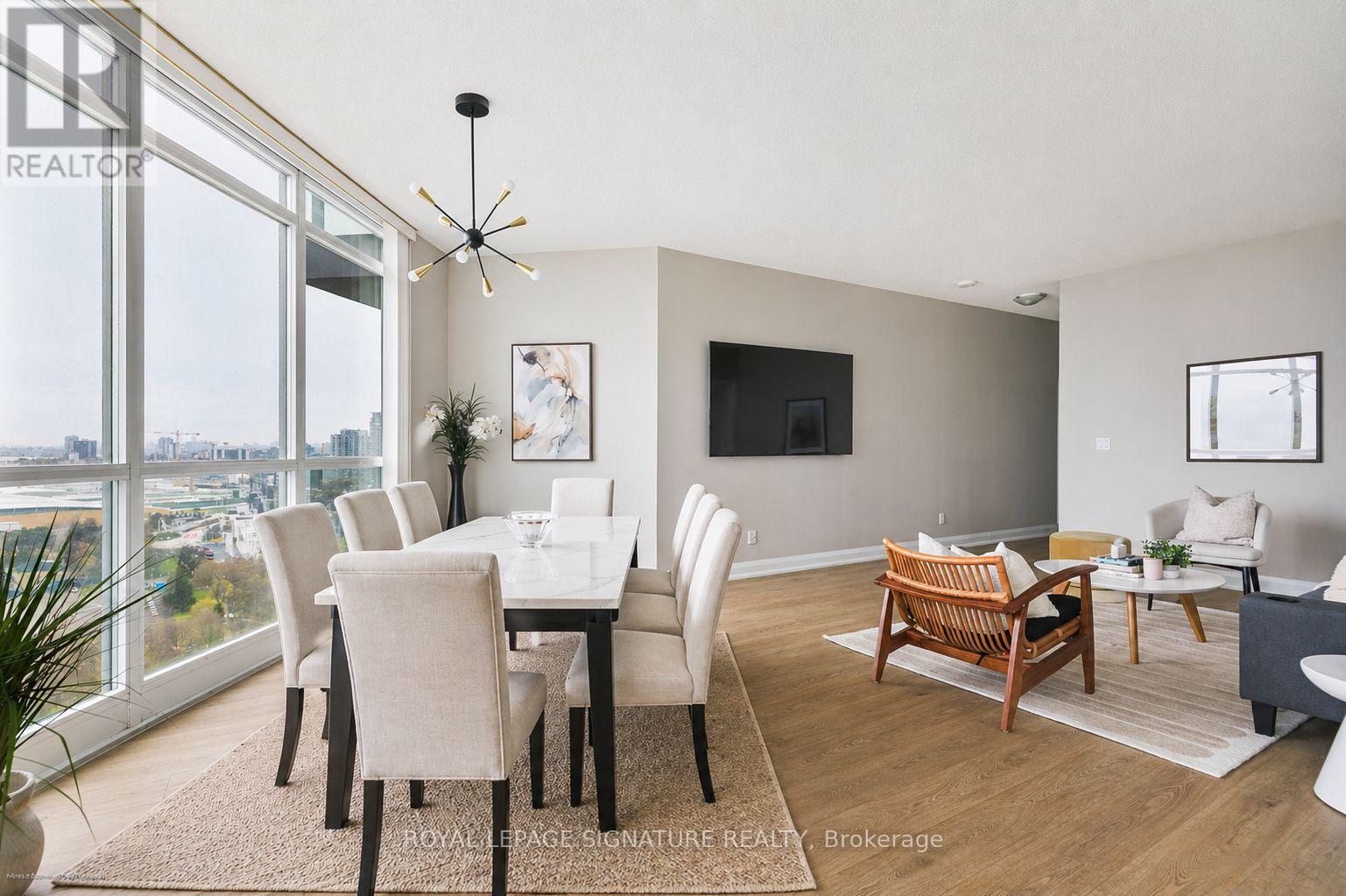 2104 - 215 Fort York Boulevard, Toronto, Ontario  M5V 4A2 - Photo 6 - C13065152