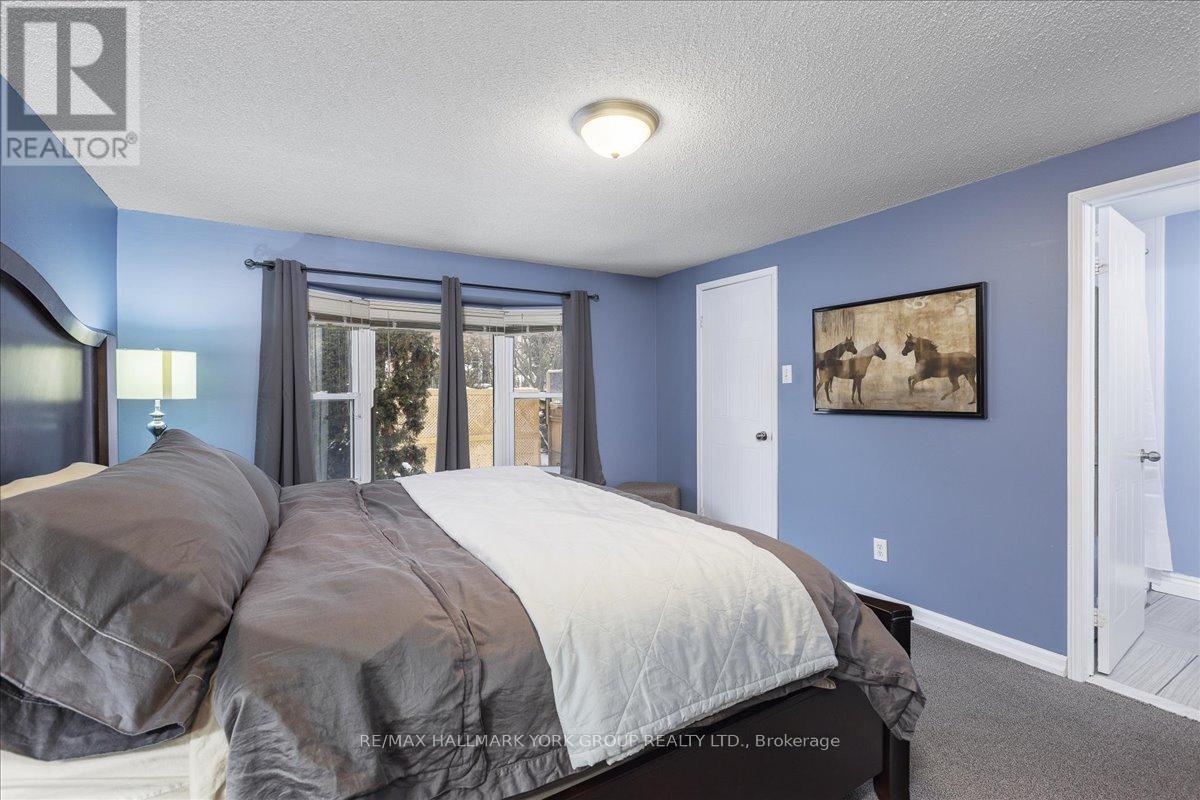99 Peevers Crescent, Newmarket, Ontario  L3Y 7T2 - Photo 18 - N12840886