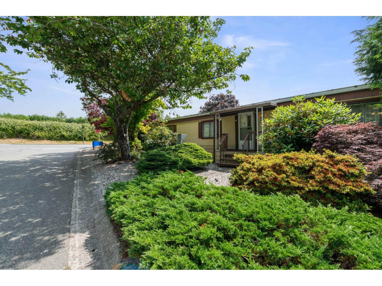 2184 Cumbria Drive, Surrey, British Columbia  V4A 5K3 - Photo 4 - R3117527