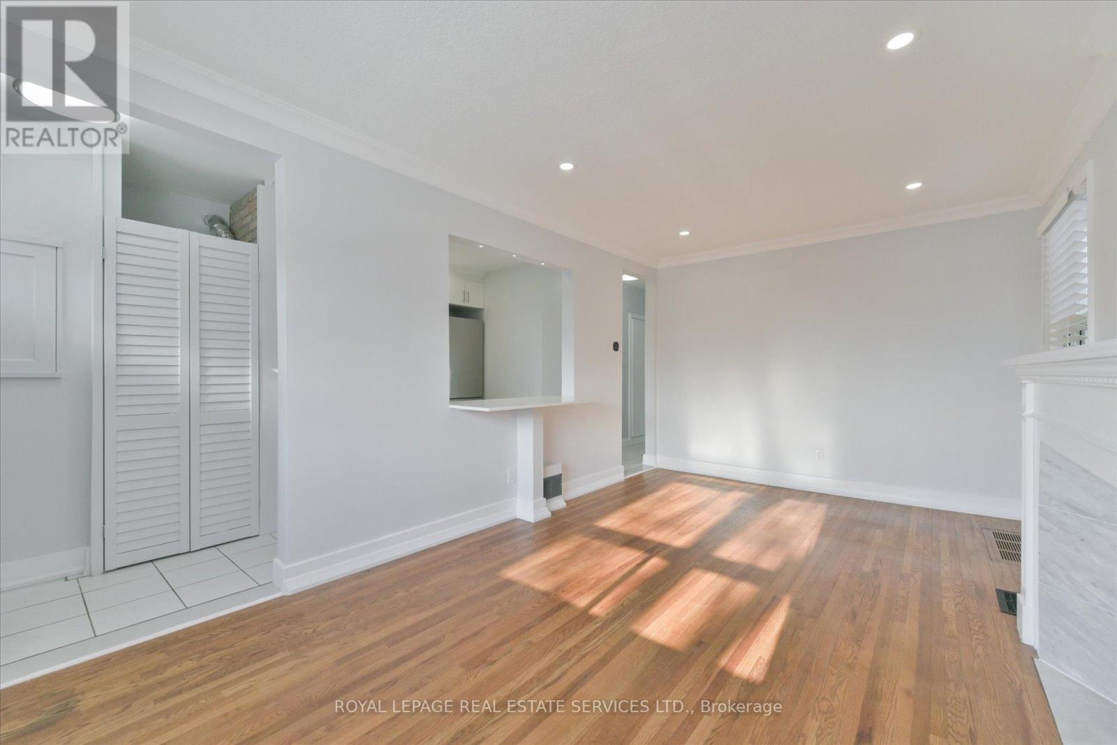 8 Pritchard Avenue, Toronto, Ontario  M6N 1T1 - Photo 11 - W12862834