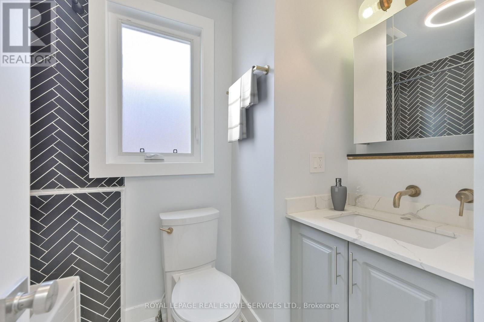 8 Pritchard Avenue, Toronto, Ontario  M6N 1T1 - Photo 22 - W12862834