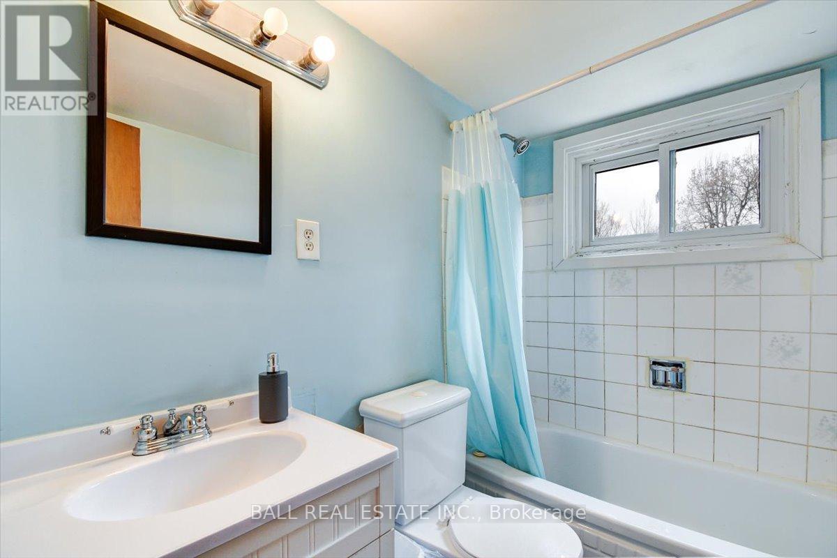 139 Bridge Street W, Bancroft, Ontario  K0L 1C0 - Photo 34 - X13065258