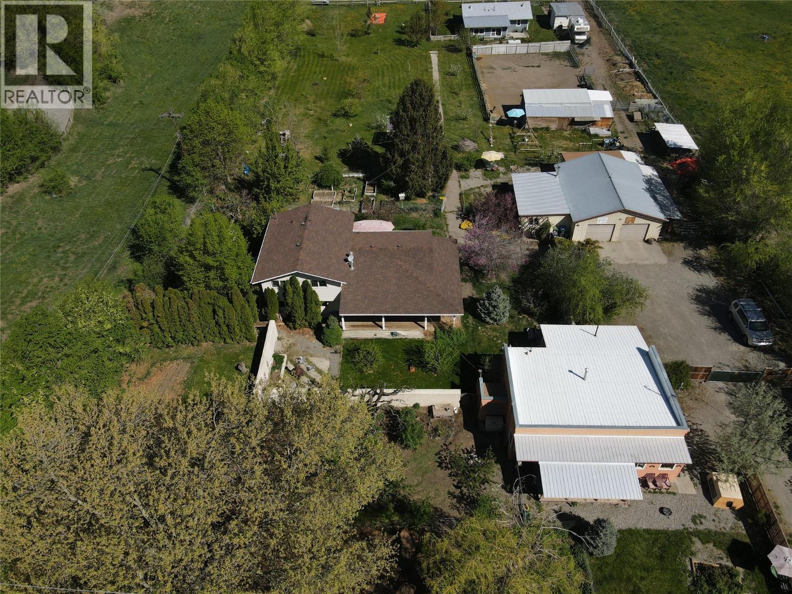 2626 Highway 3, Keremeos, British Columbia  V0X 1N5 - Photo 8 - 10385416