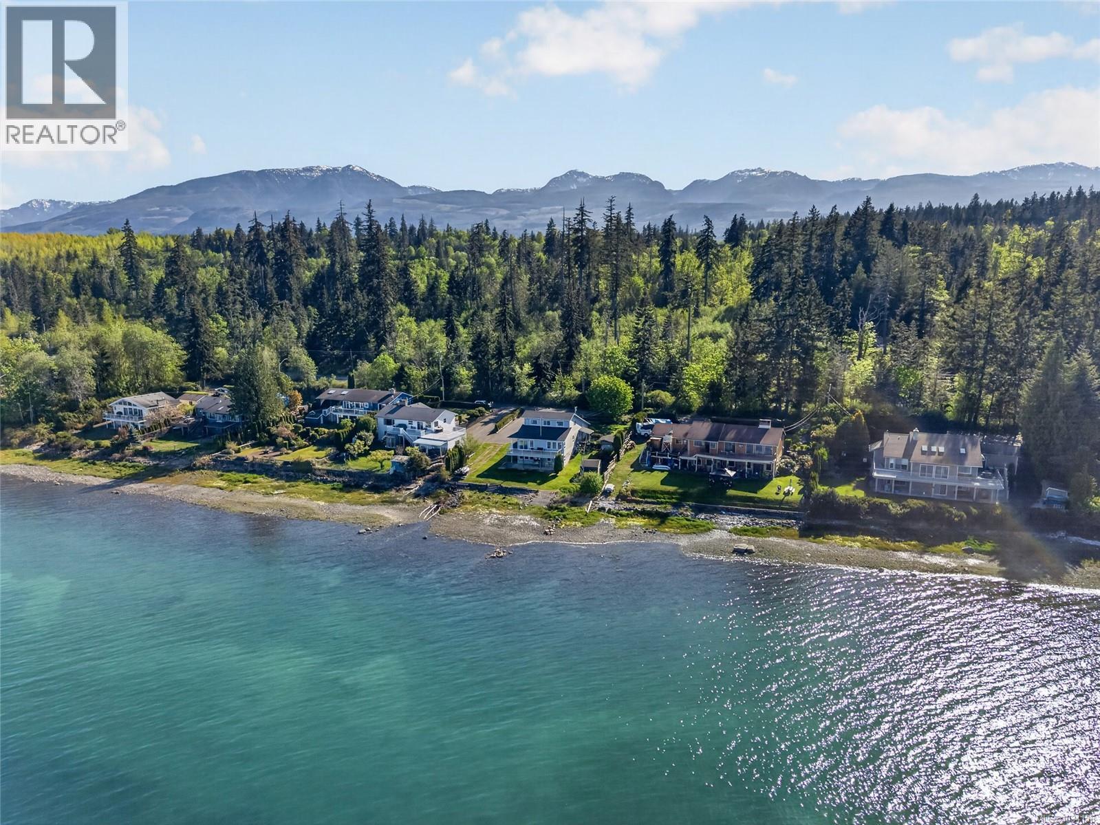 6768 Buckley Bay Frontage Rd W, Fanny Bay, British Columbia  V0R 1W0 - Photo 4 - 1034136