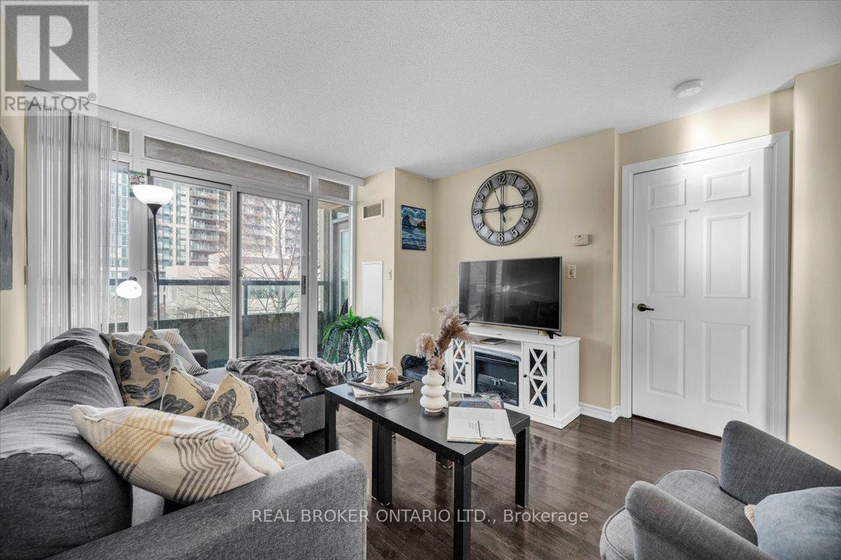 312 - 335 Rathburn Road W, Mississauga, Ontario  L5B 0C8 - Photo 10 - W13064968