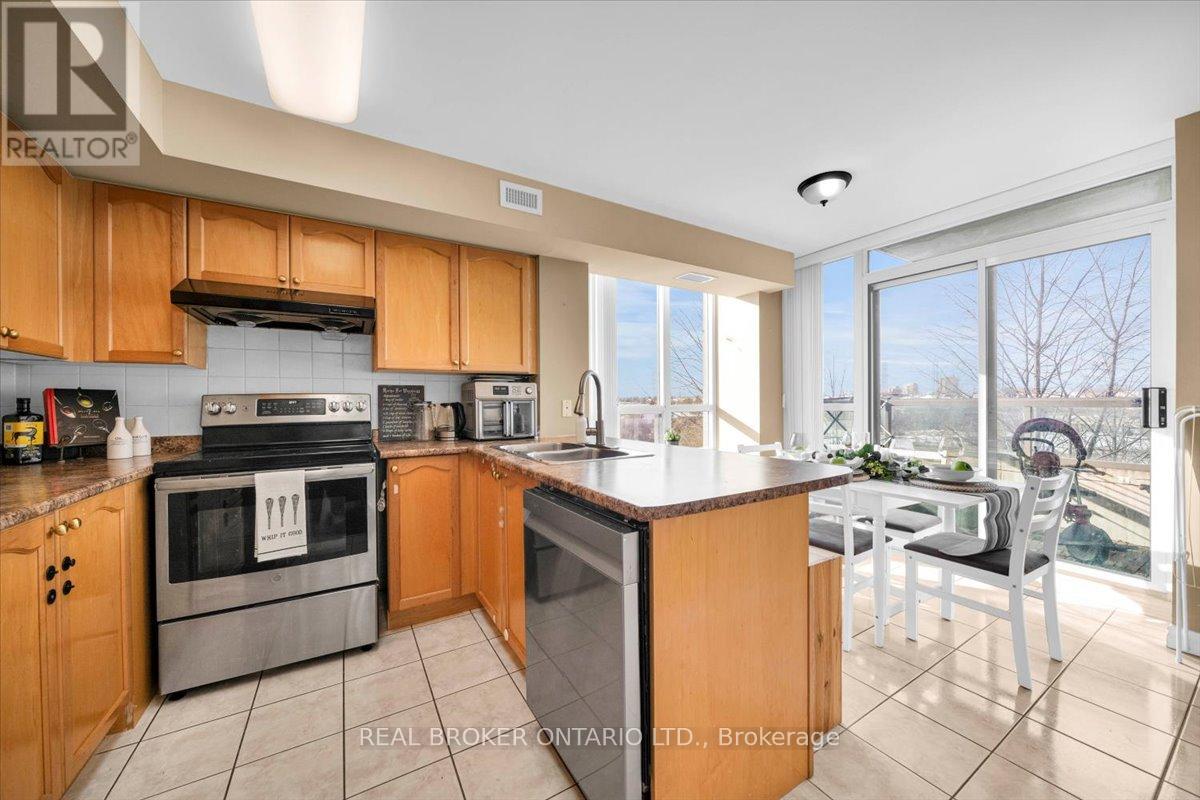 312 - 335 Rathburn Road W, Mississauga, Ontario  L5B 0C8 - Photo 18 - W13064968