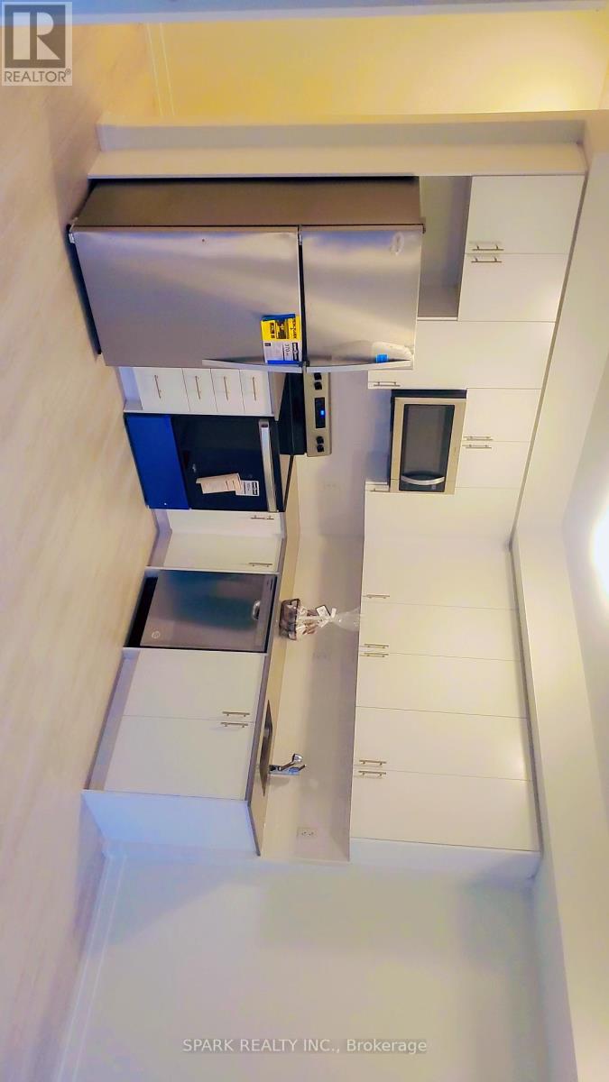 21 - 3562 Colonial Drive, Mississauga, Ontario  L5L 0B9 - Photo 13 - W13065036