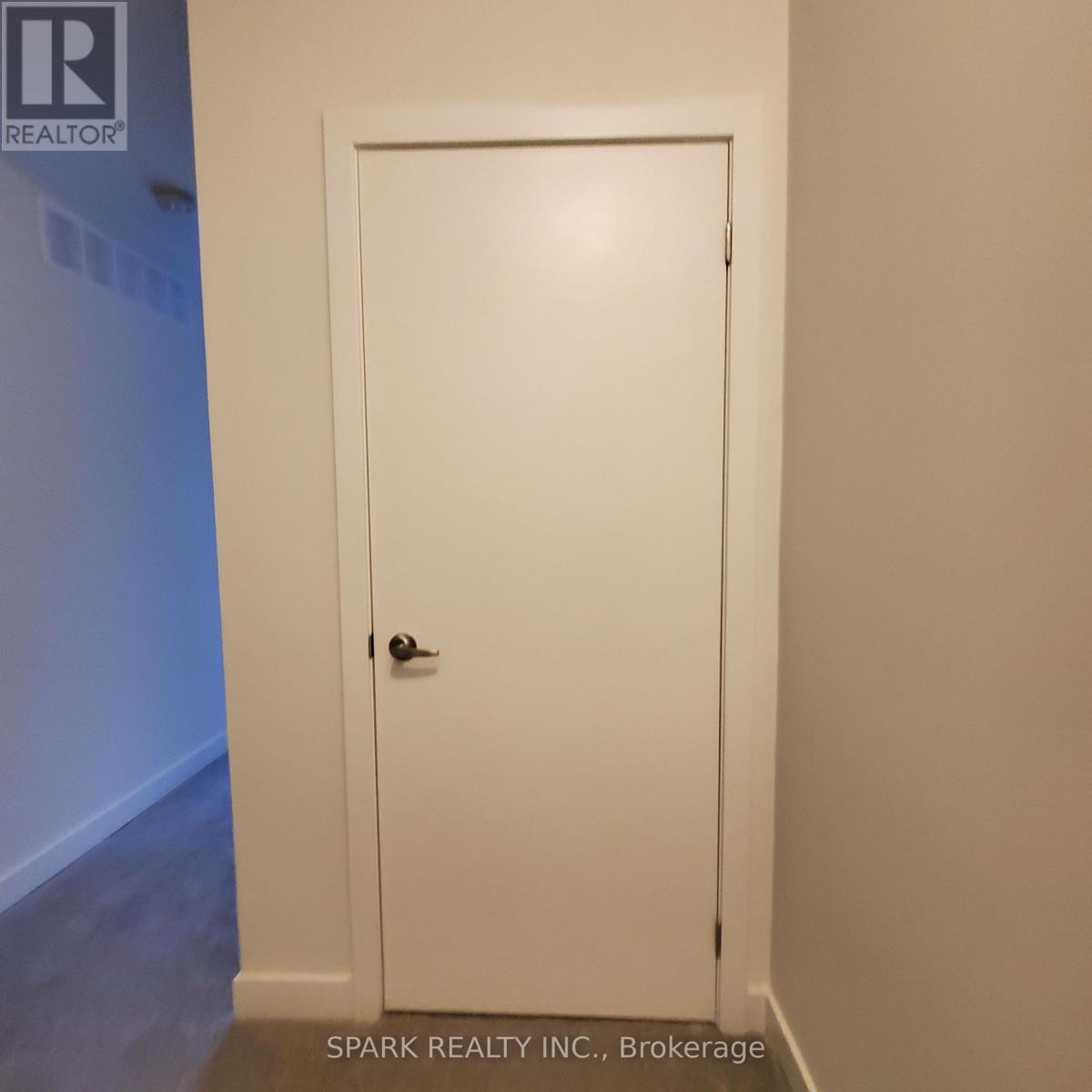 21 - 3562 Colonial Drive, Mississauga, Ontario  L5L 0B9 - Photo 20 - W13065036